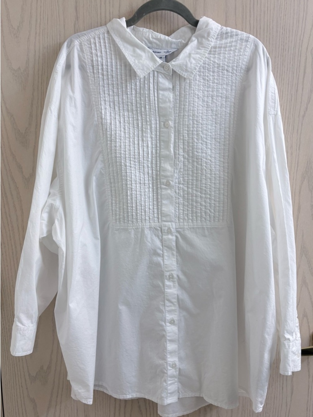 Old Navy Classic White Cotton Pintuck Button-Down Shirt